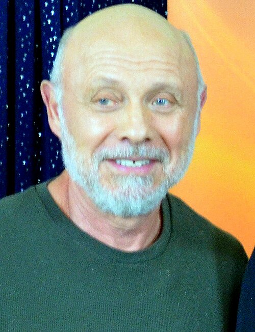 Héctor Elizondo · Profile photo