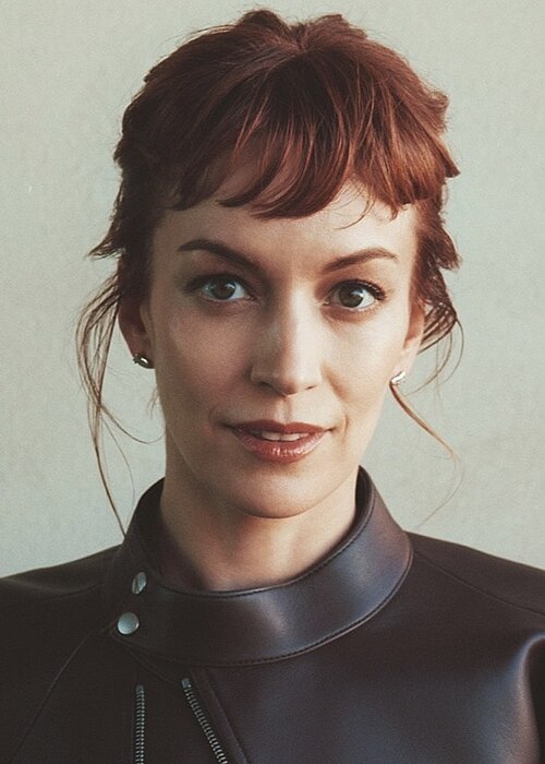 Britt Lower · Profile photo