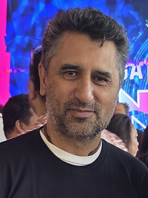 Cliff Curtis · Profile photo