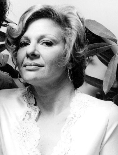 Renée Taylor · Profile photo