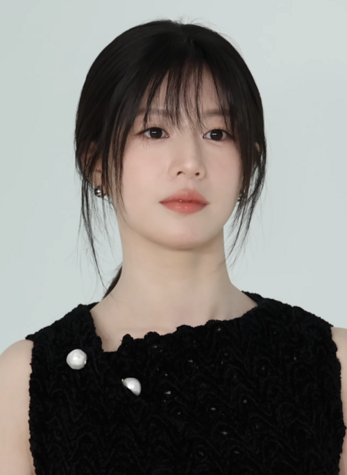 Go Youn-jung · Profile photo