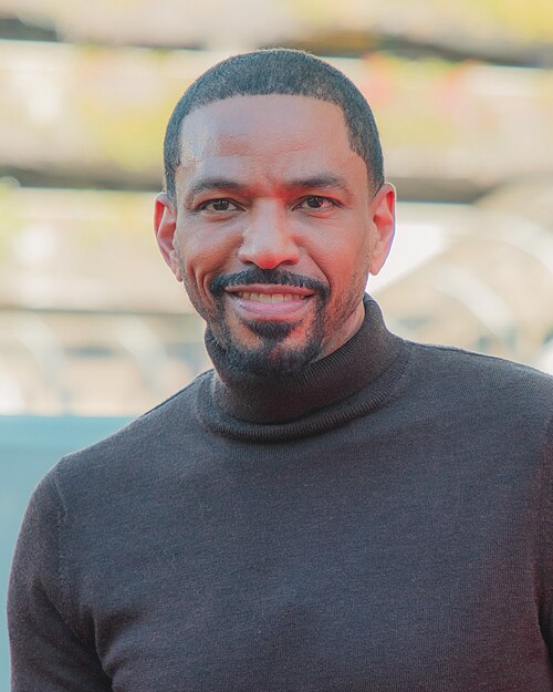 Laz Alonso · Profile photo