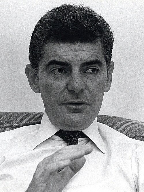 Richard Benjamin · Profile photo